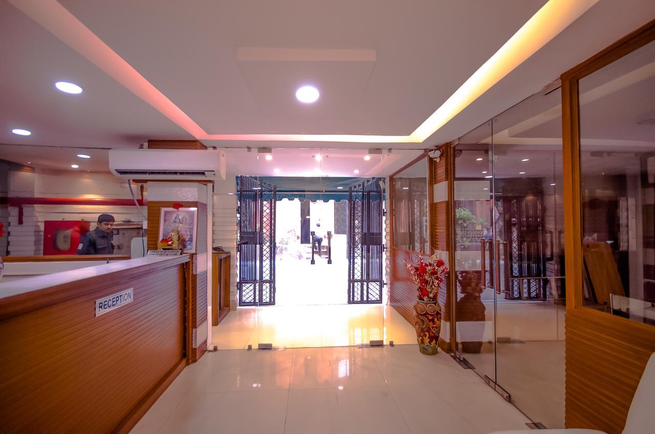 Hotel Q-Inn Kalkutta Exterior foto